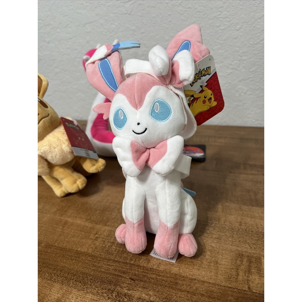 Pokemon Plush Stuffed Lot Eevee, Sylveon, Ampharos & Dragonair - NEW WITH TAGS! - Picture 5 of 16